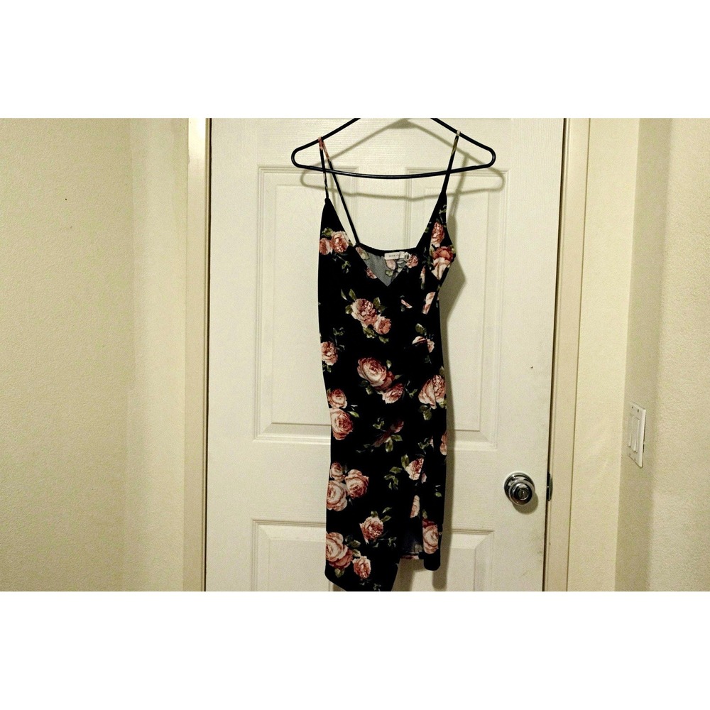 MIND CO Women's Black Floral V-Neck Strappy Slip Midi Dress, Size M